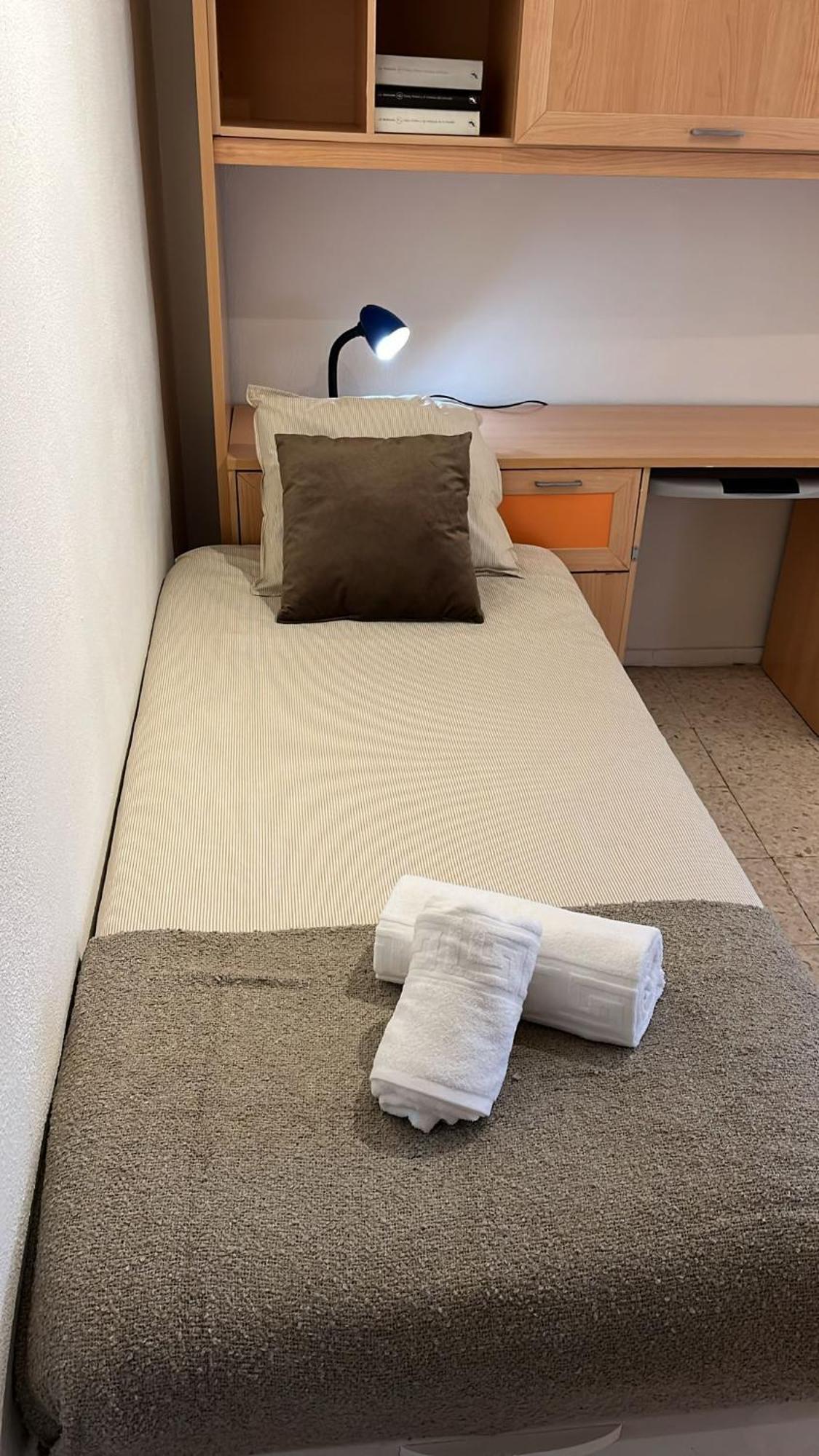 Cozy Apartment Next To Center Sevilla Bagian luar foto