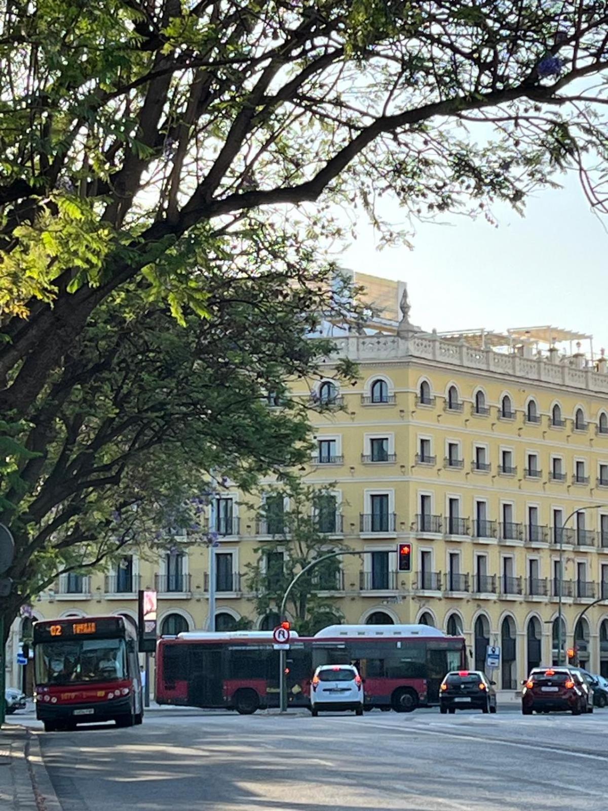 Cozy Apartment Next To Center Sevilla Bagian luar foto